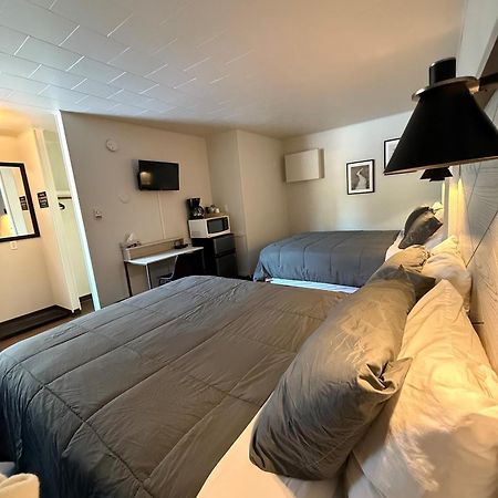 New Country Motel Swan River Екстериор снимка